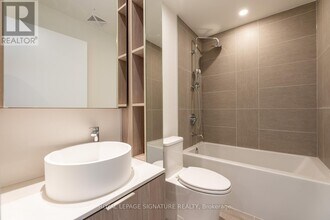 28 Ann St in Mississauga, ON - Building Photo - Building Photo