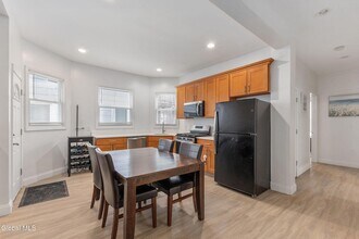 2210 15th St in Troy, NY - Building Photo - Building Photo