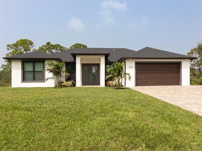 17566 De Miranda Ave in North Port, FL - Building Photo - Building Photo