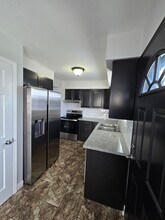 5839 S Illinois Ave in Cudahy, WI - Building Photo - Building Photo