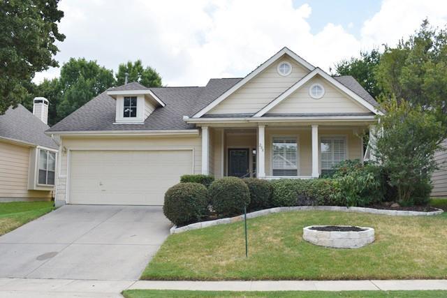 208 Silver Oak Dr in Grapevine, TX - Building Photo