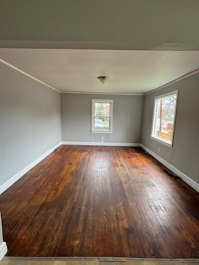 521 Edgemont Ave in Greenville, SC - Building Photo - Building Photo