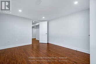 2095 Haig Dr in Ottawa, ON - Building Photo - Building Photo