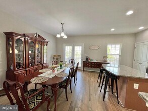 110 Sweetgum Ct in Stafford, VA - Building Photo - Building Photo