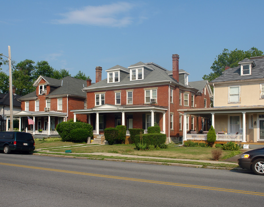 807 Hamilton Blvd in Hagerstown, MD - Foto de edificio