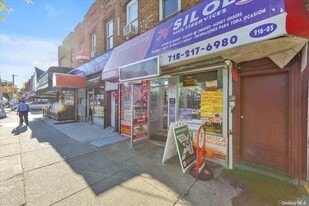 216-05 Jamaica Ave in Queens, NY - Building Photo