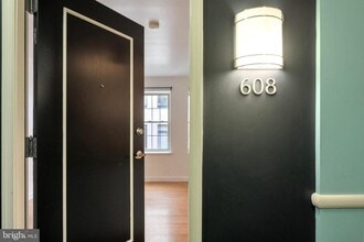 1314 Massachusetts Ave NW in Washington, DC - Building Photo - Building Photo