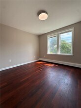 313 State St in Bristol, RI - Building Photo - Building Photo
