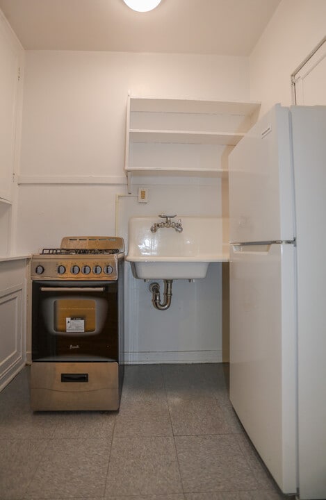 5720 S Blackstone Ave, Unit #309 in Chicago, IL - Foto de edificio