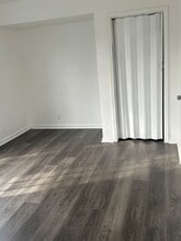 4220 Sunset Ave in Louisville, KY - Building Photo - Building Photo