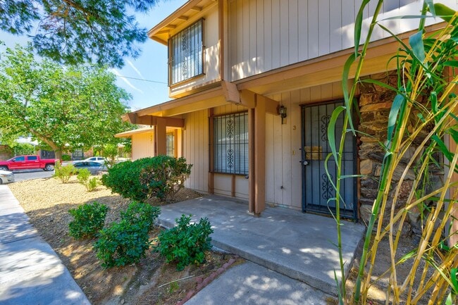 1372 Lorilyn Ave in Las Vegas, NV - Foto de edificio - Building Photo