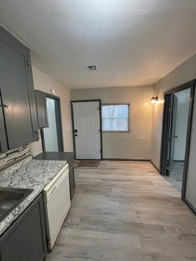 120 W Beech St in Lexington, OK - Building Photo - Building Photo