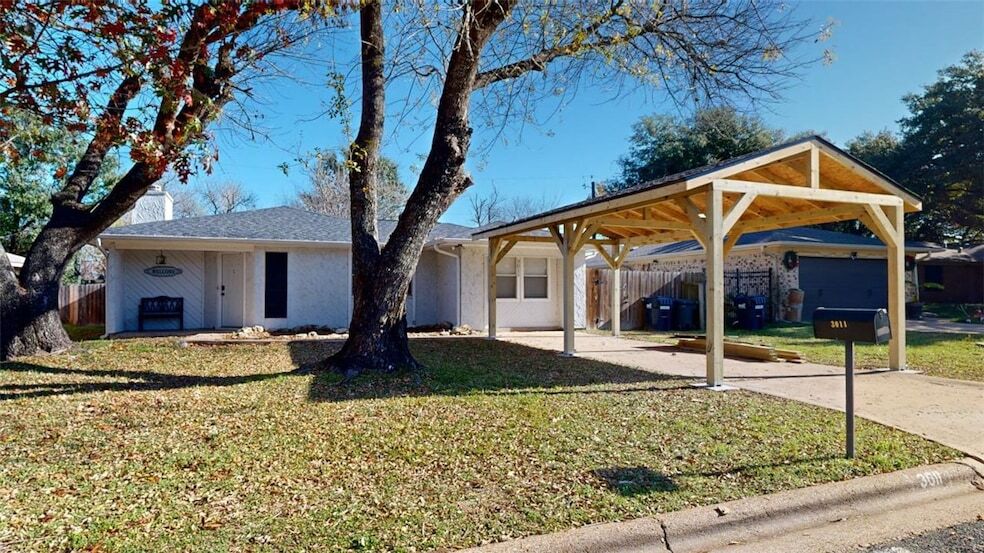 3011 Bluestem Dr in College Station, TX - Building Photo