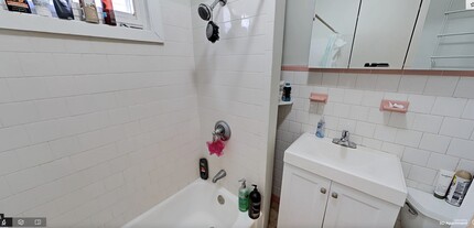 378 Washington St, Unit #3 in Somerville, MA - Foto de edificio - Building Photo