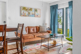 3524 S Atlantic Ave in Cocoa Beach, FL - Building Photo