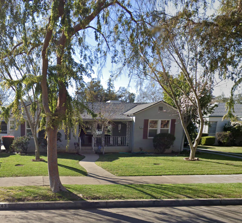 2843 N Harrison Ave in Fresno, CA - Building Photo