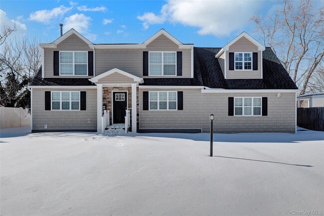 property at 24 Arbor Ln