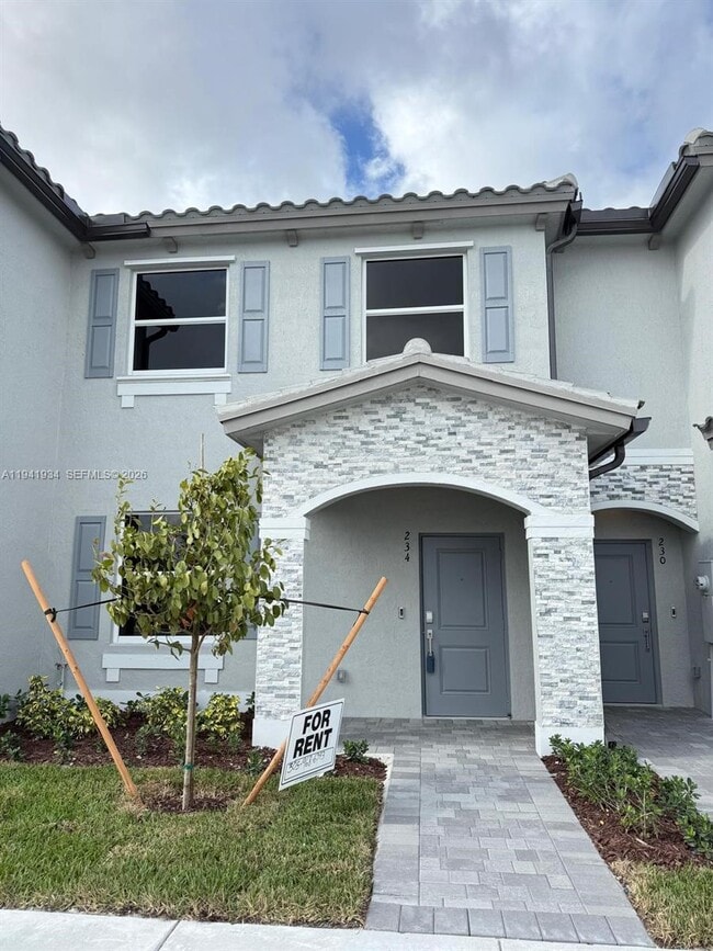 234 SE 10th St in Florida City, FL - Building Photo - Building Photo