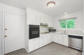 200 South Blvd in Evanston, IL - Building Photo - Building Photo