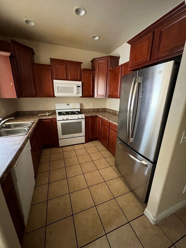 597 Faith's Way in Flagstaff, AZ - Building Photo - Building Photo