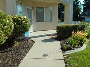 1007 Mariposa Dr in Yuba City, CA - Building Photo - Building Photo