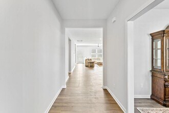 482 Olivia Crossing Ct in Four Oaks, NC - Building Photo - Building Photo