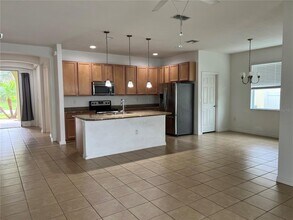 682 Star Magnolia Dr in Kissimmee, FL - Building Photo - Building Photo