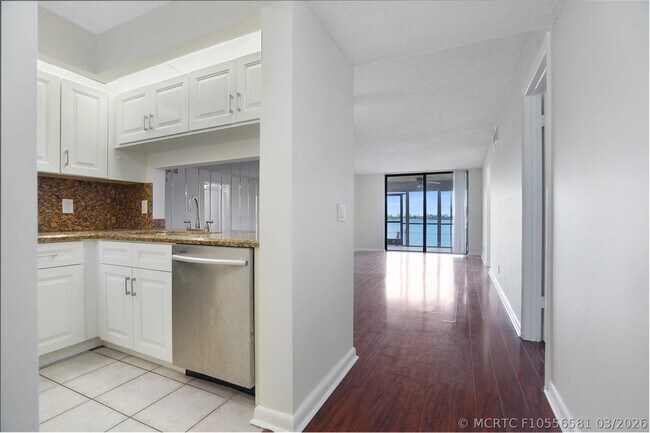 property at 109 Lake Emerald Dr