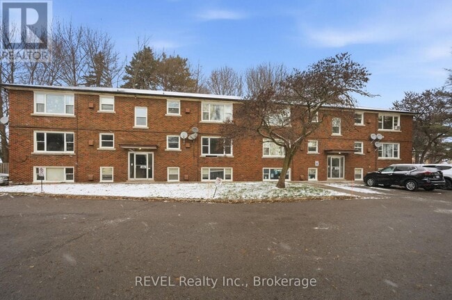 property at 6167 Dorchester Rd