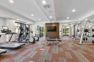 Lantower Grande Flats in Orlando, FL - Building Photo - Building Photo