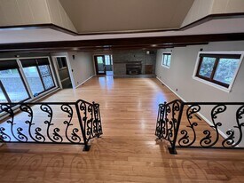 3329 Collins Ferry Rd in Morgantown, WV - Building Photo