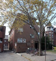 Triller Mews in Toronto, ON - Building Photo