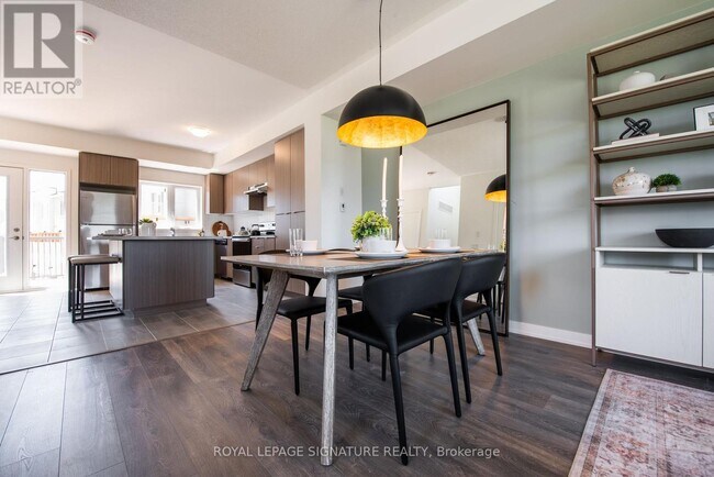 1525 Kingston Rd in Pickering, ON - Building Photo - Building Photo