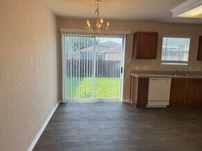 145 Brahma Way in Cibolo, TX - Building Photo - Building Photo
