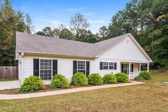1325 Carney Ct in Mcdonough, GA - Building Photo - Building Photo