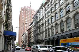 48-50 Walker St in New York, NY - Building Photo - Building Photo