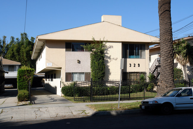 329 S Inglewood Ave in Inglewood, CA - Building Photo - Building Photo