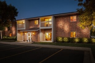 Regency Place Apartments in Sioux Falls, SD - Building Photo