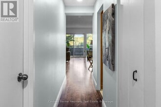 105 Conroy Crescent in Guelph, ON - Building Photo - Building Photo