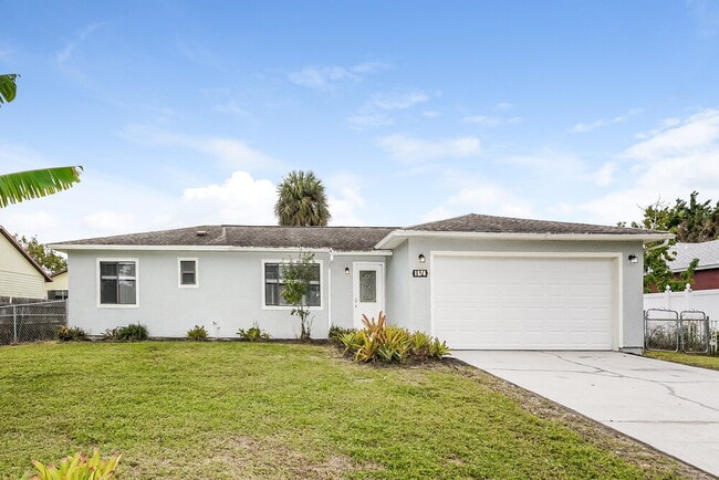 property at 1874 Delki St NW