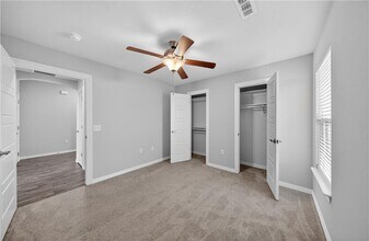 4559 W Barhem Dr in Fayetteville, AR - Building Photo - Building Photo