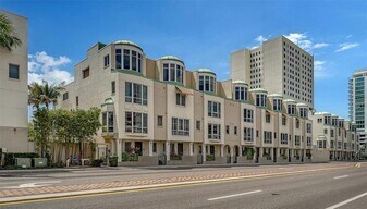 235 Cocoanut Ave in Sarasota, FL - Building Photo