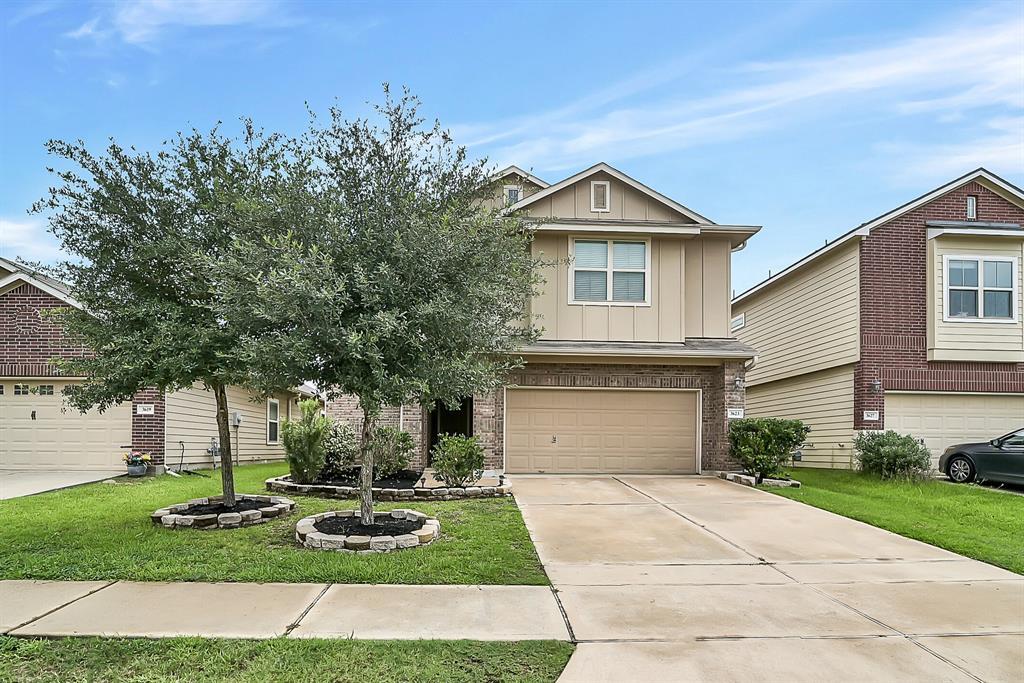 3623 Bright Moon Ct in Park Row, TX - Building Photo