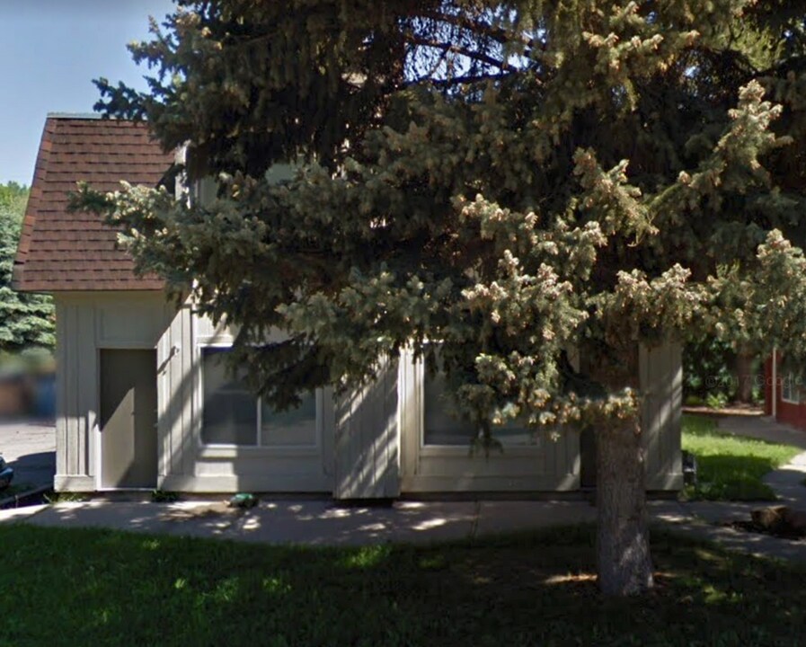 825 E 275 N in Logan, UT - Building Photo