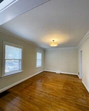 621 Atalanta Ave in Webster Groves, MO - Building Photo - Building Photo