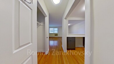 14 Marion St, Unit 33 in Brookline, MA - Building Photo - Building Photo