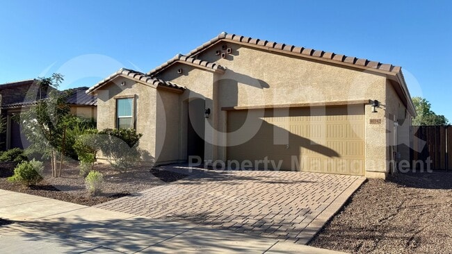 property at 40142 W Crane Dr