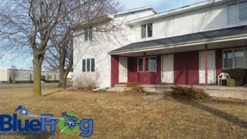 1109 London St in Menasha, WI - Building Photo