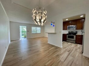 2405 Lowson Blvd in Delray Beach, FL - Building Photo - Building Photo