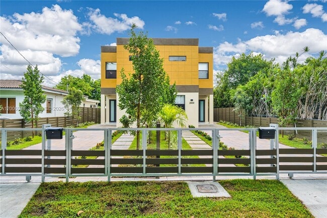 property at 2887 SW 33rd Ave